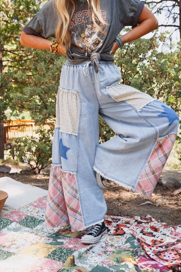 Fashionable hand-embroidered pants - Image 2