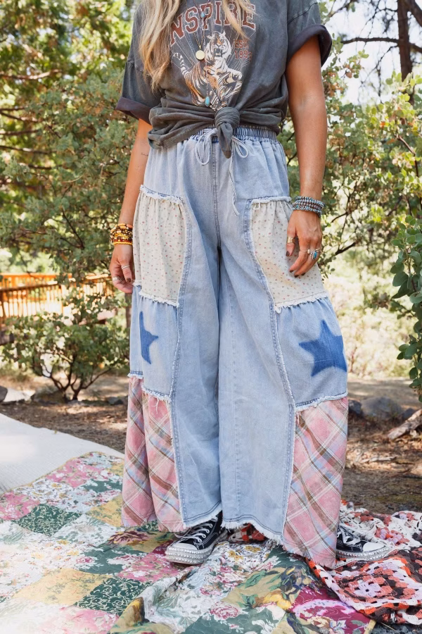 Fashionable hand-embroidered pants - Image 4